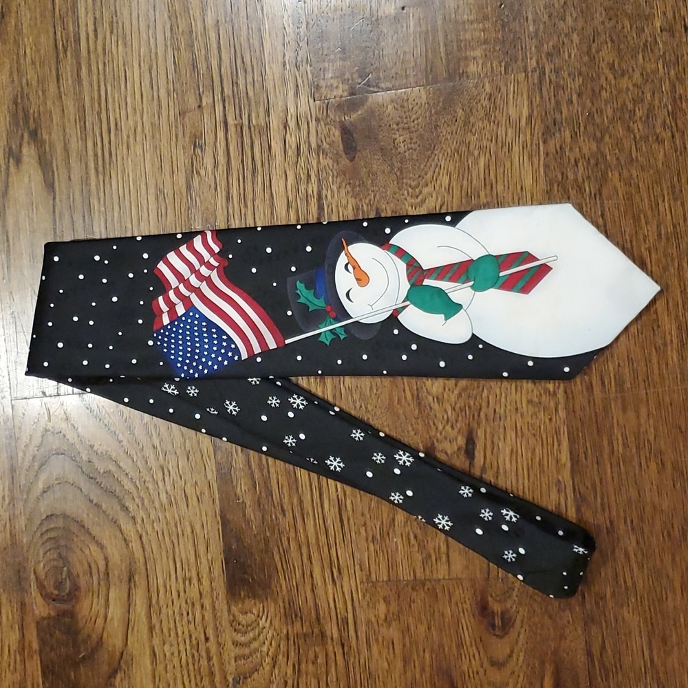 Mens Yule Tie Greetings black snowman print tie